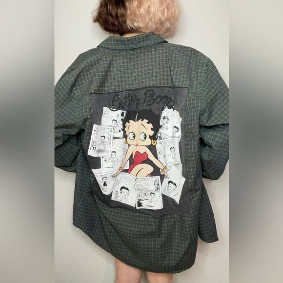 Jillysworld Betty Boop Upcycled Button Up Plaid Flannel Shirt - Picture 10 of 10